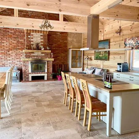 Sloneczny Dom Na Wzgorzu