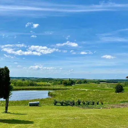 Sloneczny Dom Na Wzgorzu Вилла Swiatki